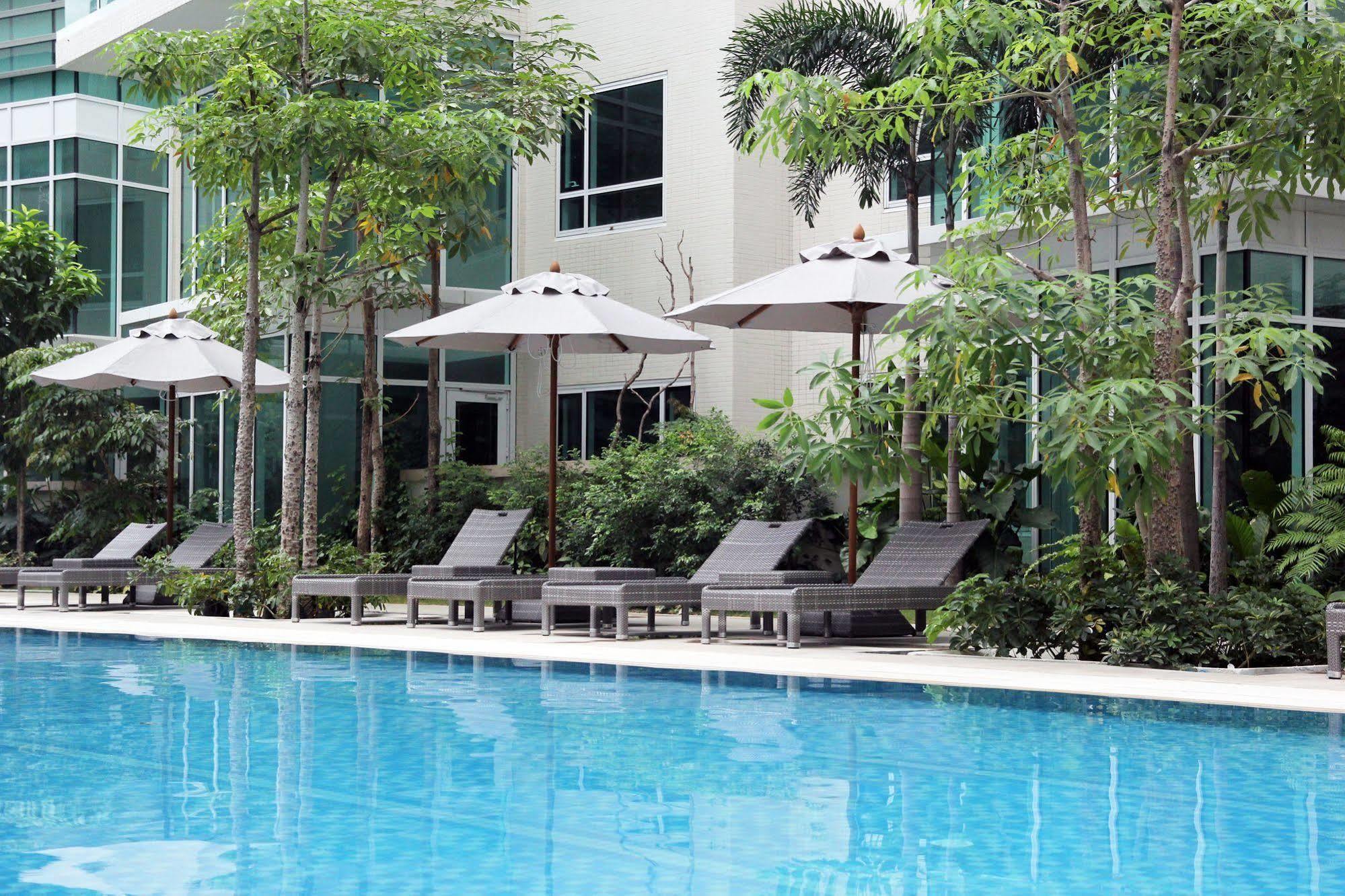 Aruga Apartments By Rockwell Makati Makati City Exteriér fotografie